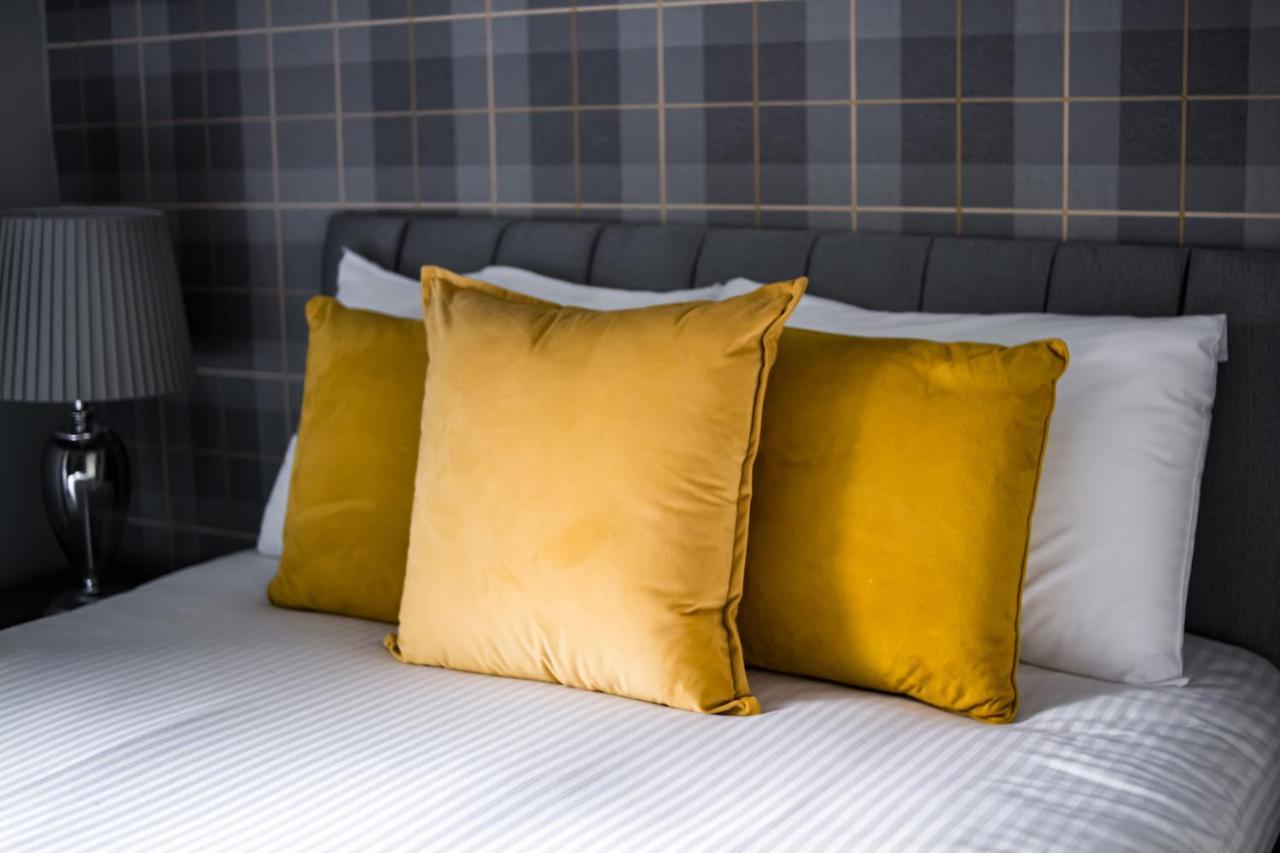 Mcinnes House Rooms With Breakfast Kingussie Esterno foto