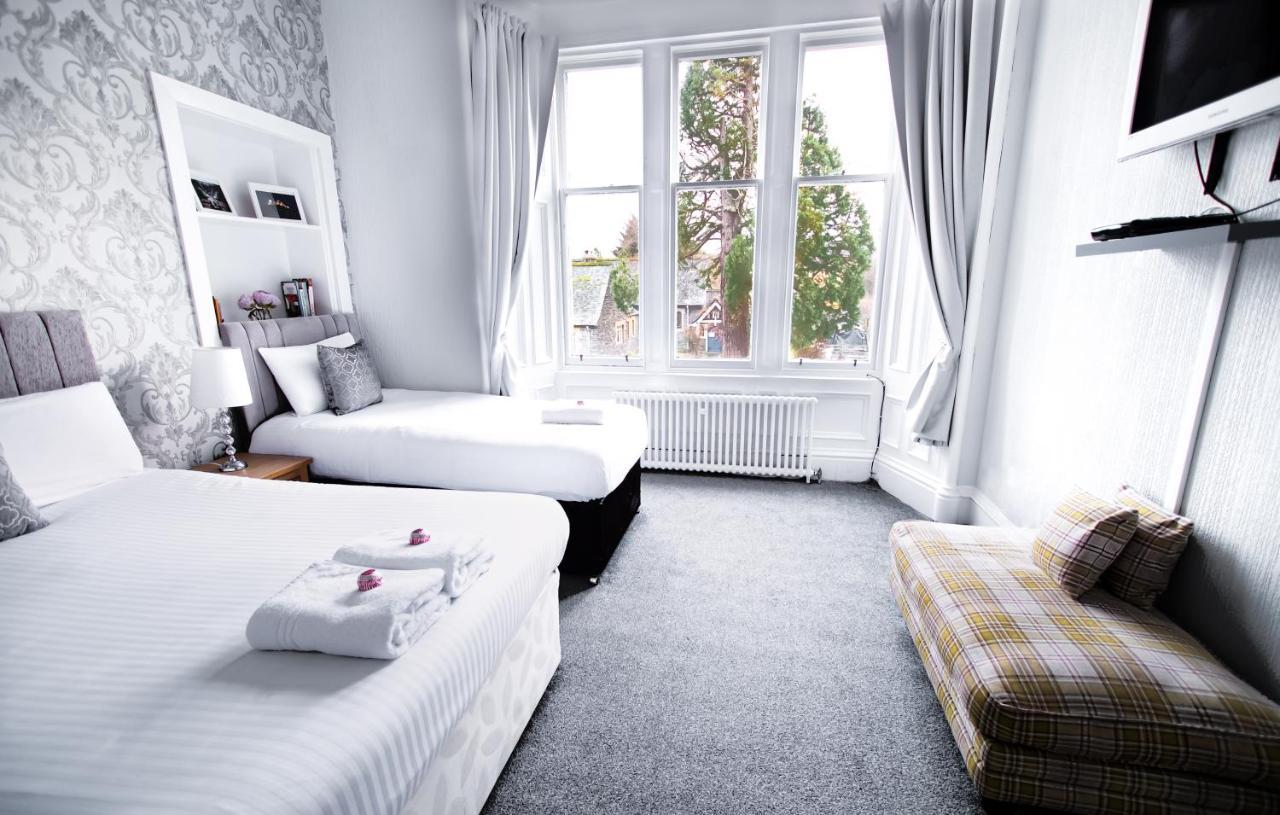 Mcinnes House Rooms With Breakfast Kingussie Esterno foto