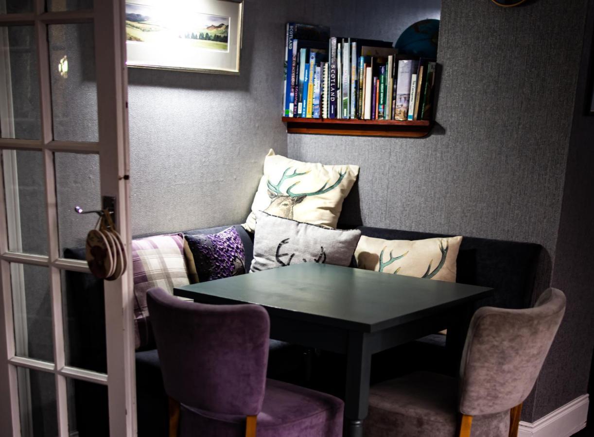 Mcinnes House Rooms With Breakfast Kingussie Esterno foto