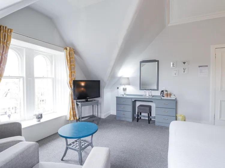 Mcinnes House Rooms With Breakfast Kingussie Esterno foto